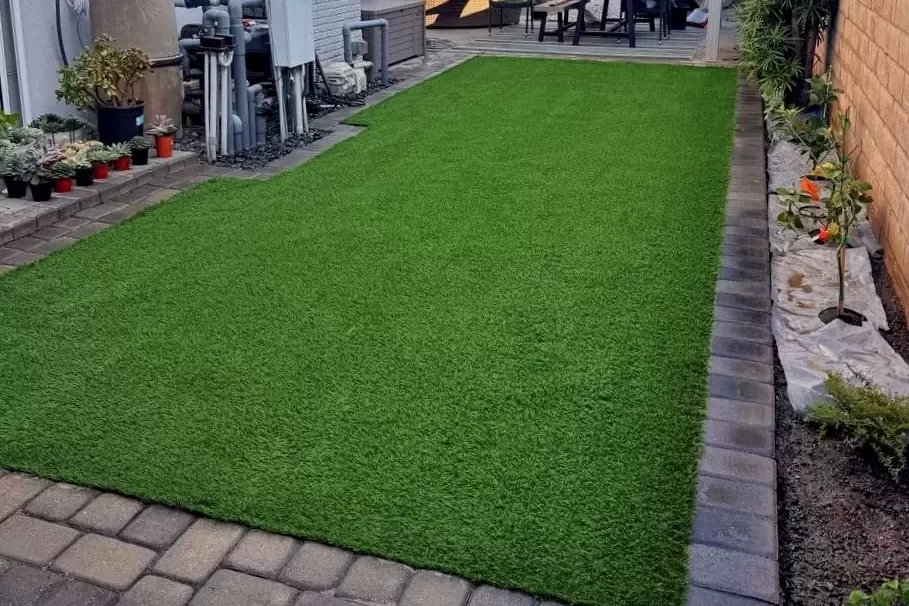 Lawn Sanding - Green Place