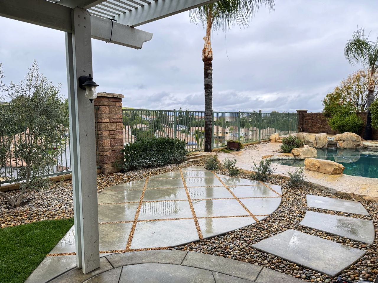 Refined Poolside Living: Modern Backyard Redesign